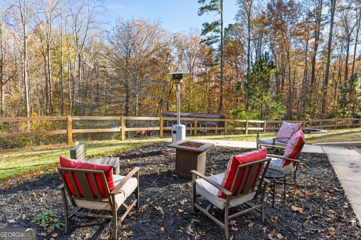 452 Red Mountain Road Dallas - 42