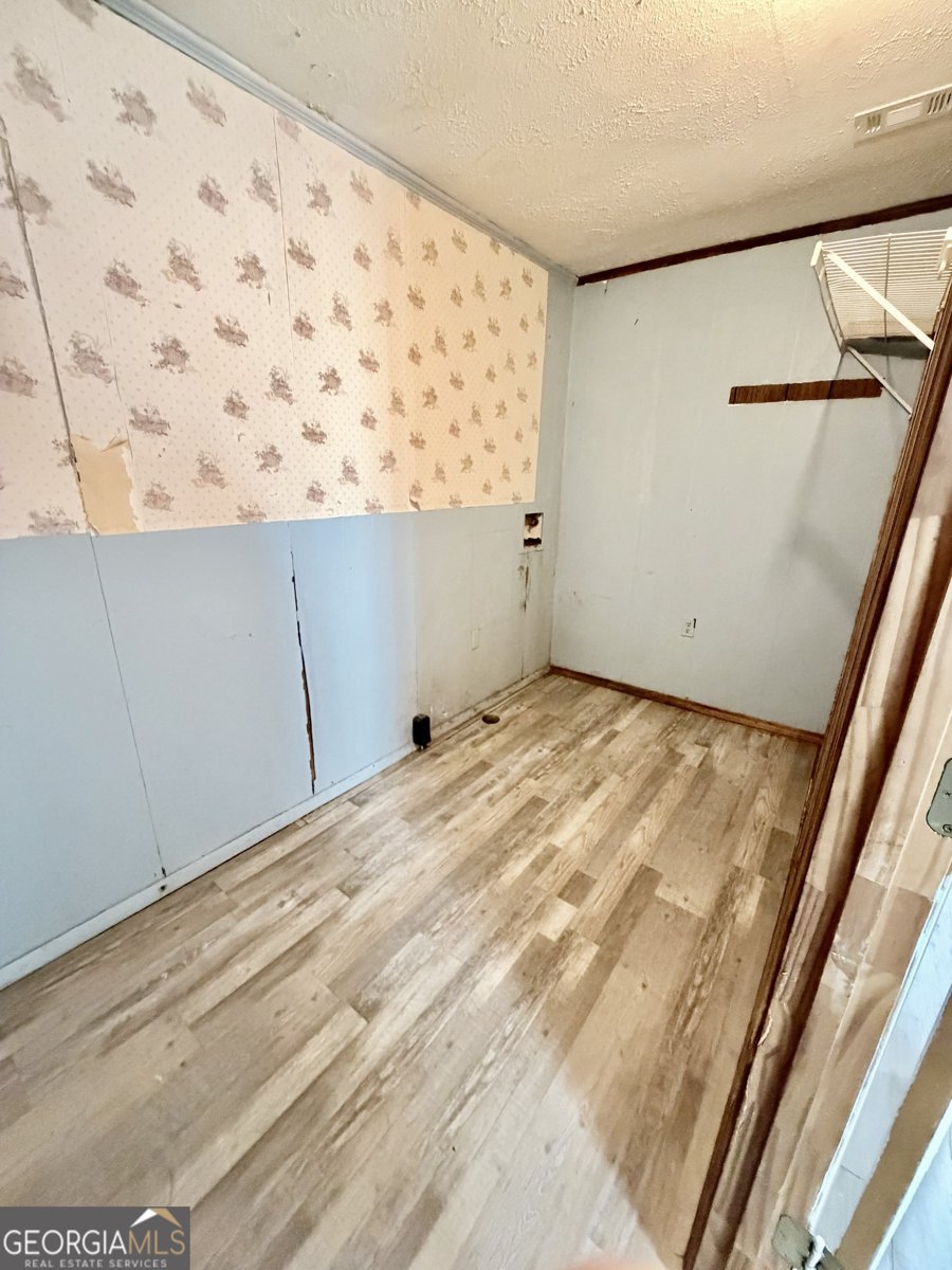 1079 SR-192 Twin City - 8