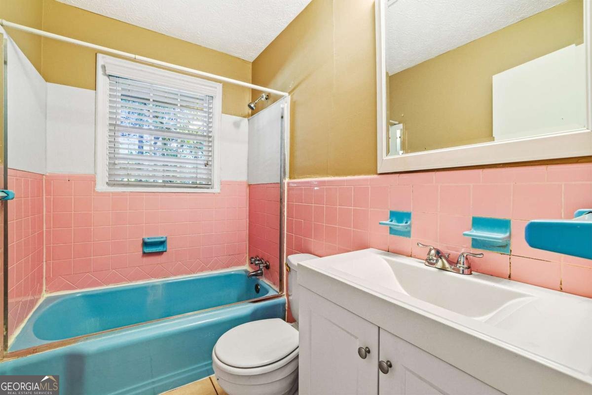 1334 Jennie Lane Lilburn - 5