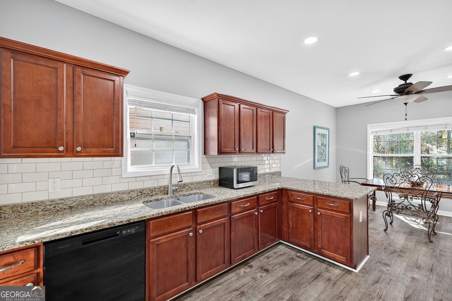 176 Crescent Woode Way Dallas - 8