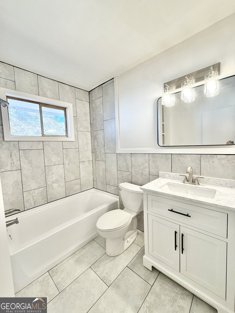 136 Peachtree Memorial Drive Atlanta - 14