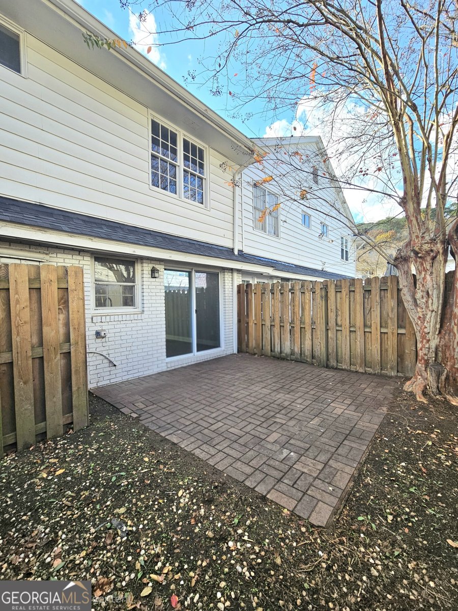 136 Peachtree Memorial Drive Atlanta - 19