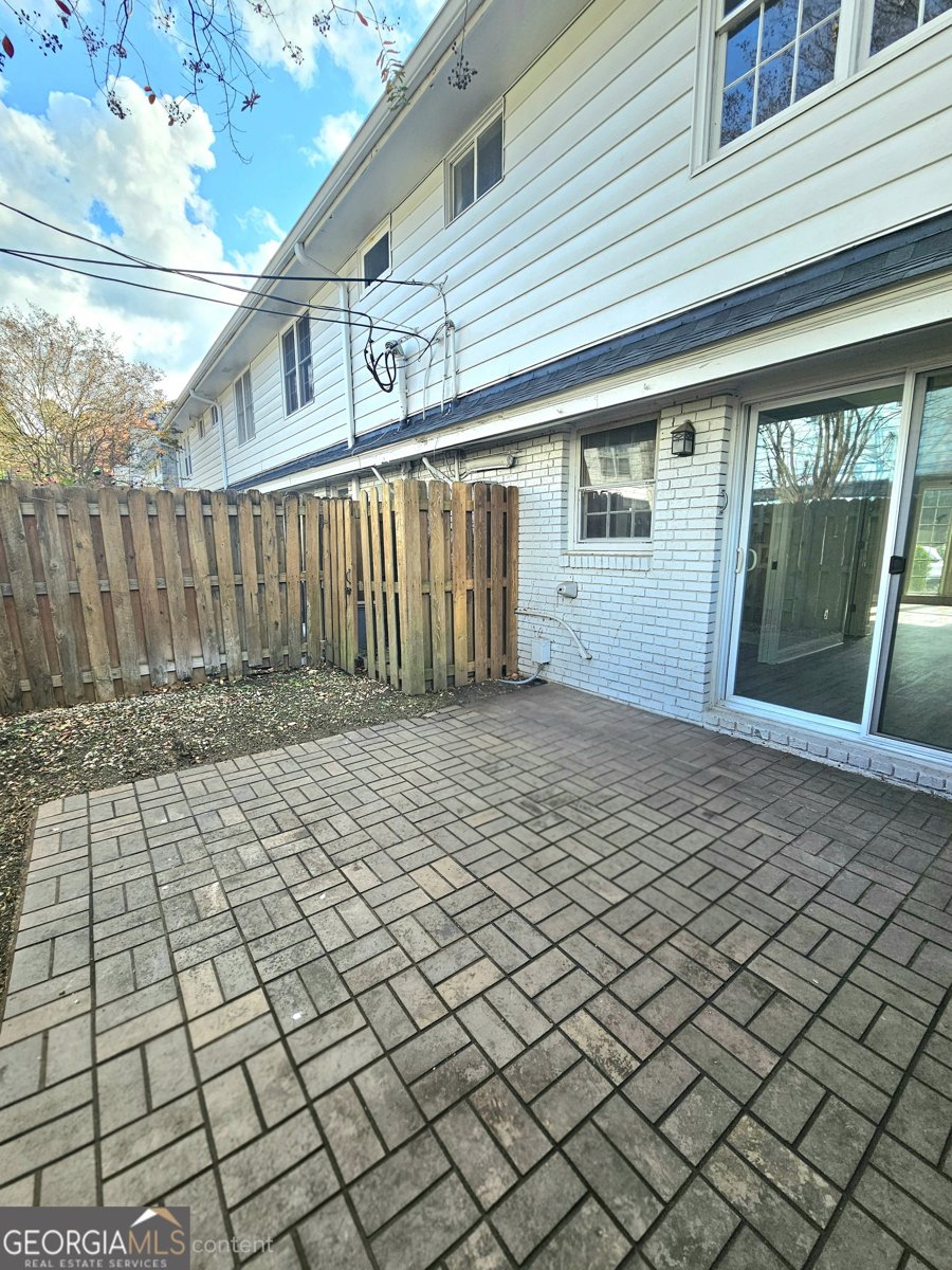 136 Peachtree Memorial Drive Atlanta - 20