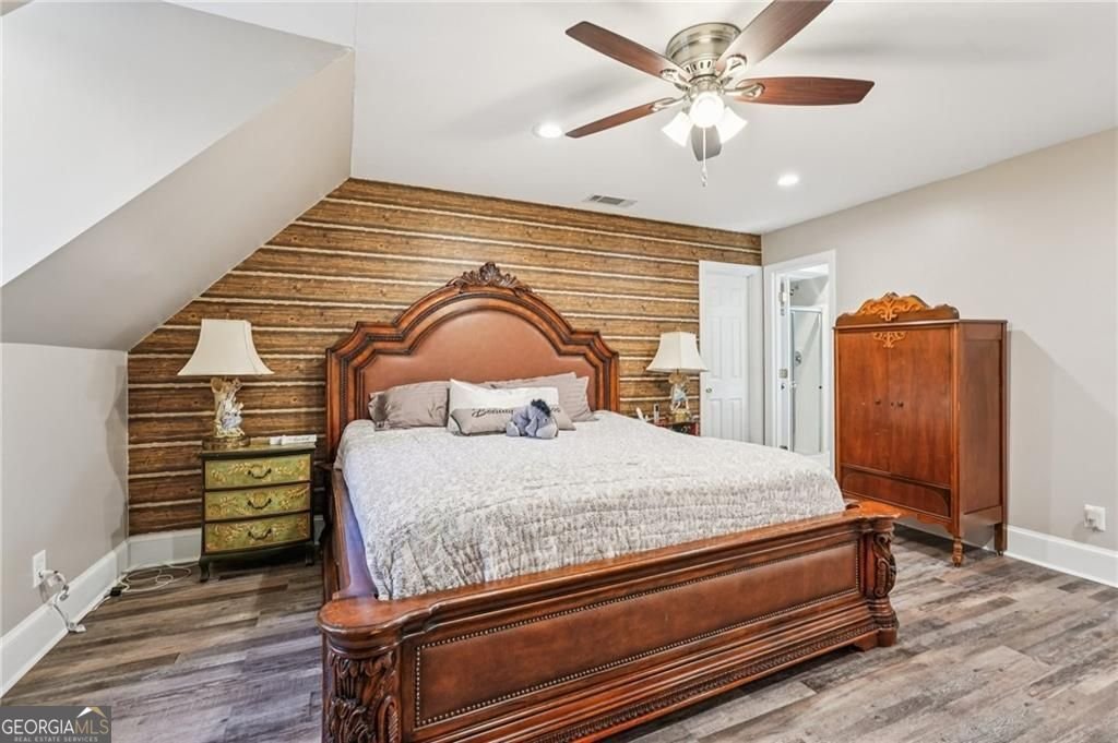 701 Camelback Road Cleveland - 30