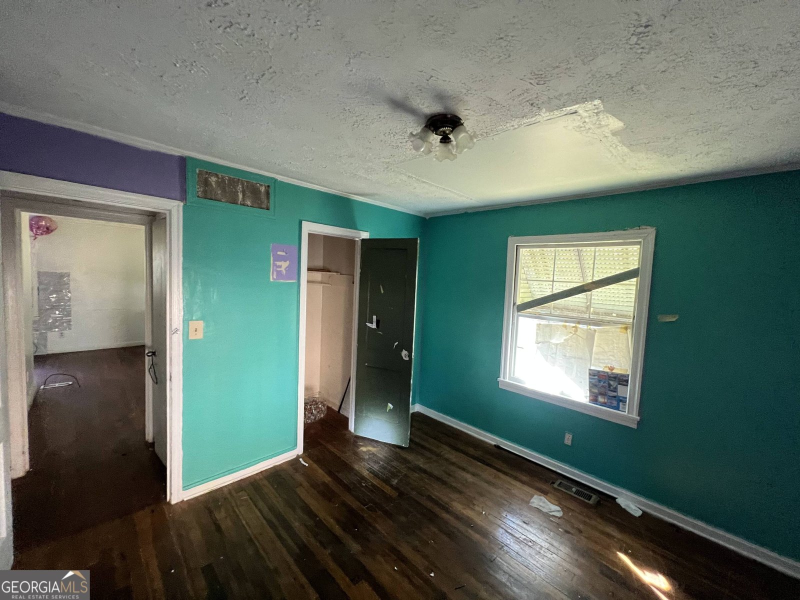 5068 Lorraine Place Forest Park - 33