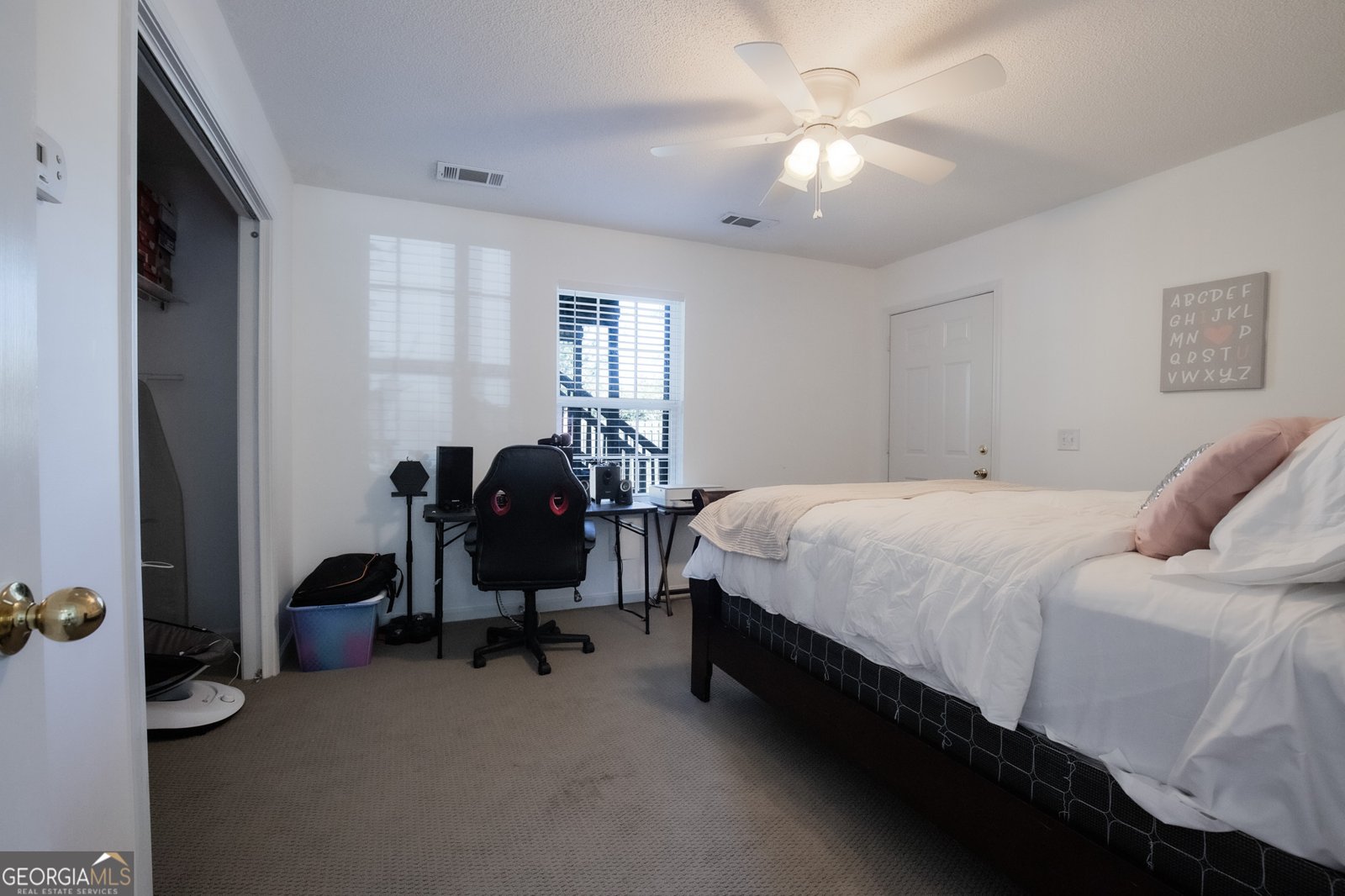 29 Springwater Drive Port Wentworth - 31