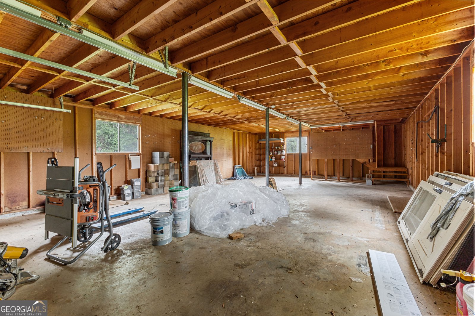 1367 Sharpsburg McCollum Road Sharpsburg - 75