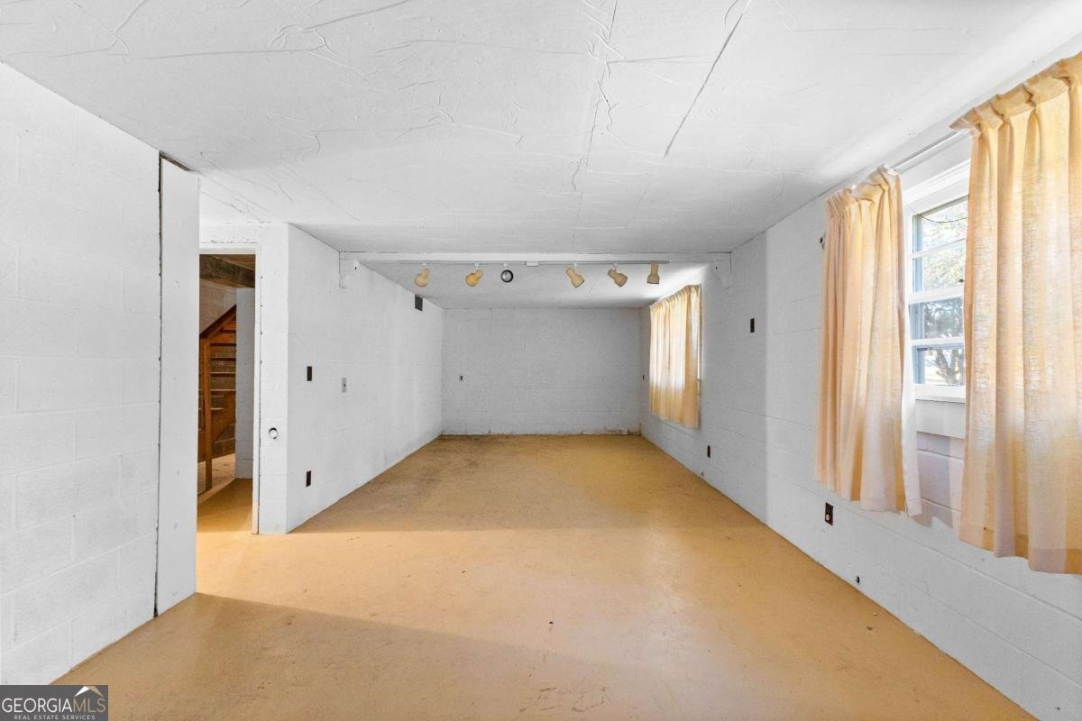 2540 Hannahs Mill Rd & 665 Atwater Road Thomaston - 33