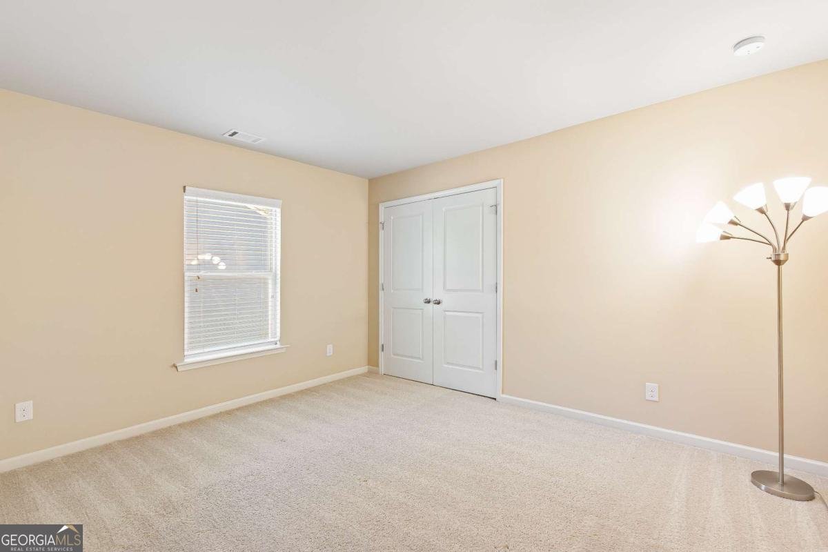 2377 Whispering Drive Kennesaw - 27