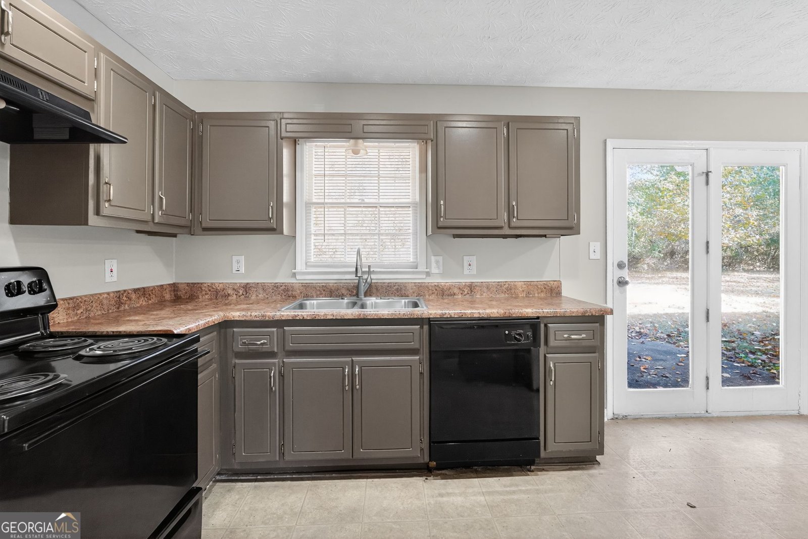 20 Roundup Place Ellenwood - 15