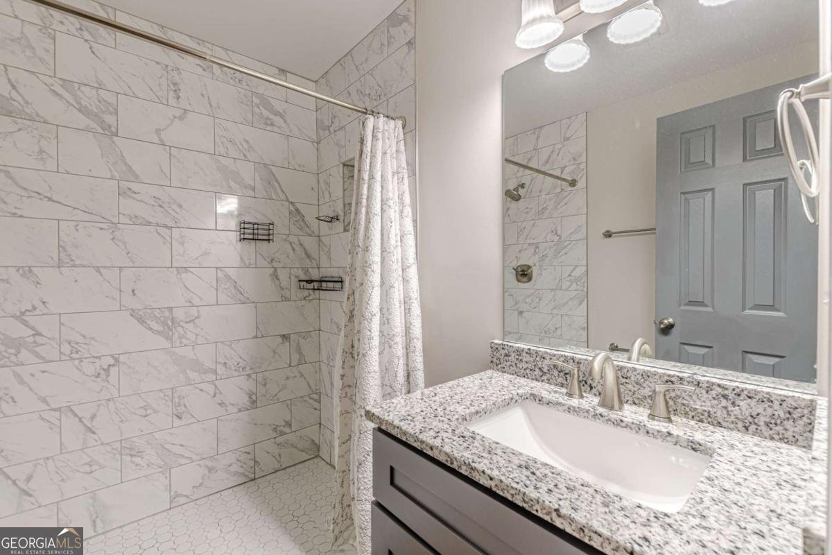 1395 Dennis Drive Decatur - 4