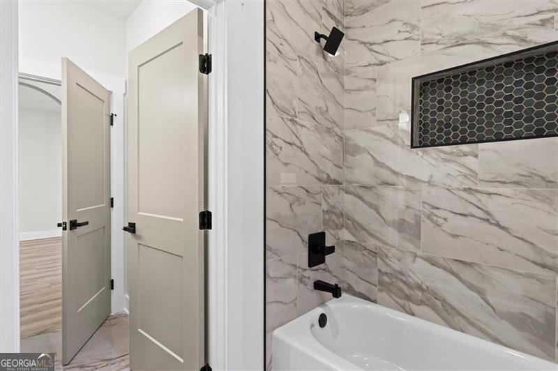 3715 Cameron Gainesville - 4