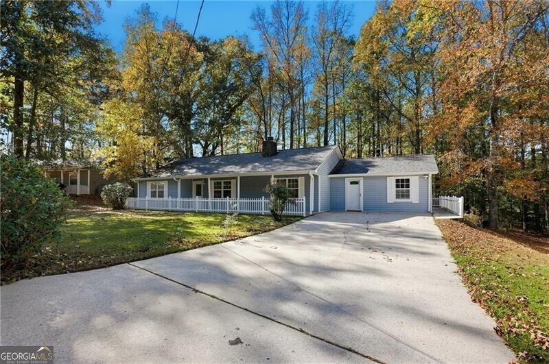 295 Fireside Way Fairburn - 2