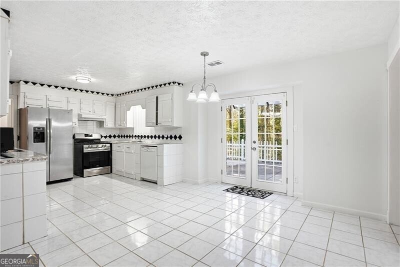 295 Fireside Way Fairburn - 8