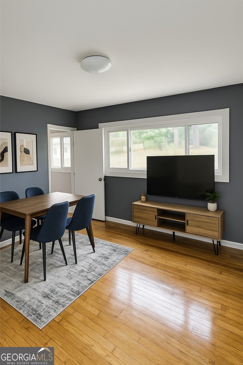 2842 Delowe Drive East Point - 7