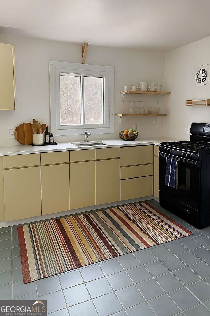 2842 Delowe Drive East Point - 8