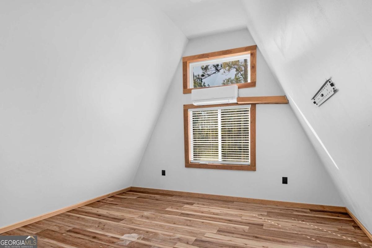 5588 Brunswick Highway Waycross - 24