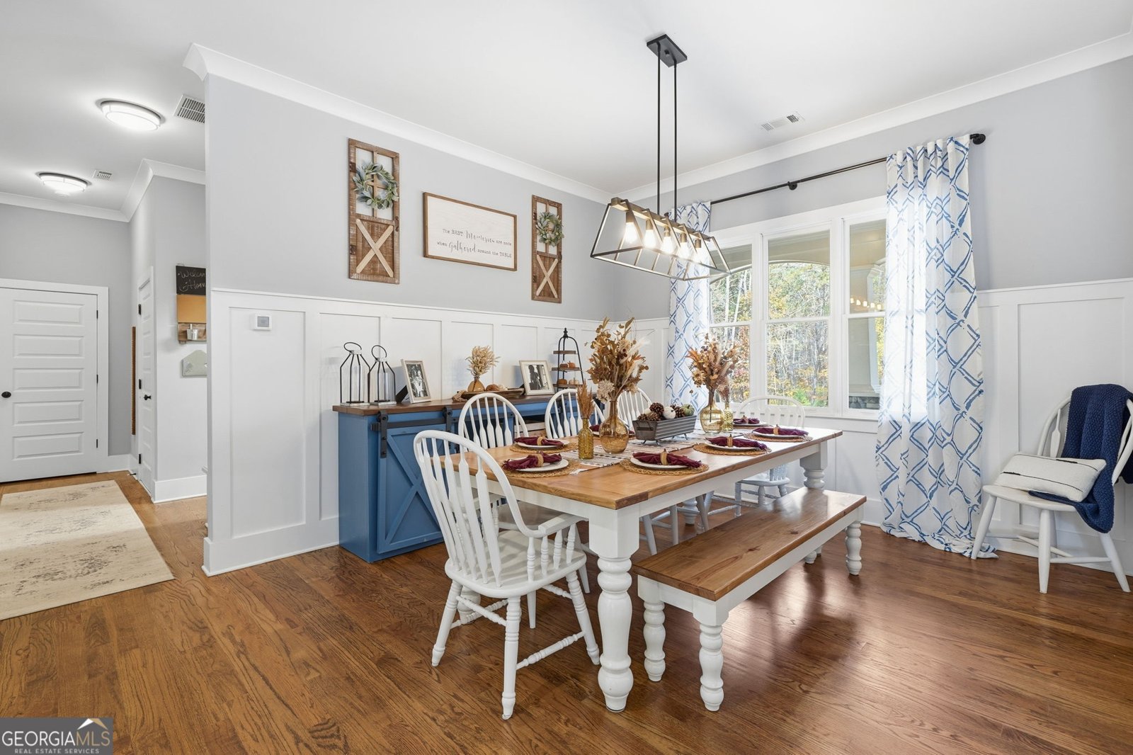 227 Wilshire Terrace White - 16