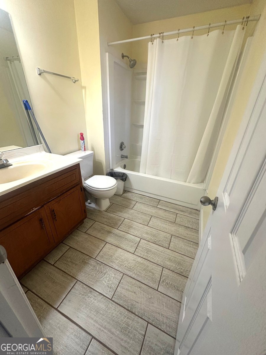 309 Windsor Walk Conyers - 17