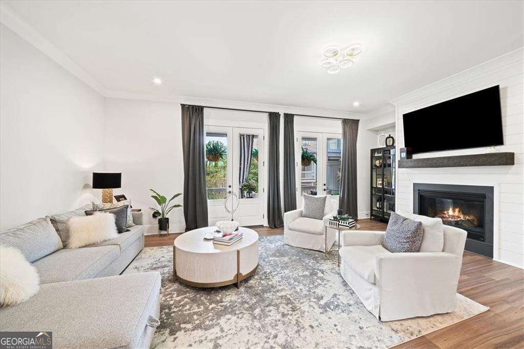 815 Maplewood Drive Roswell - 10