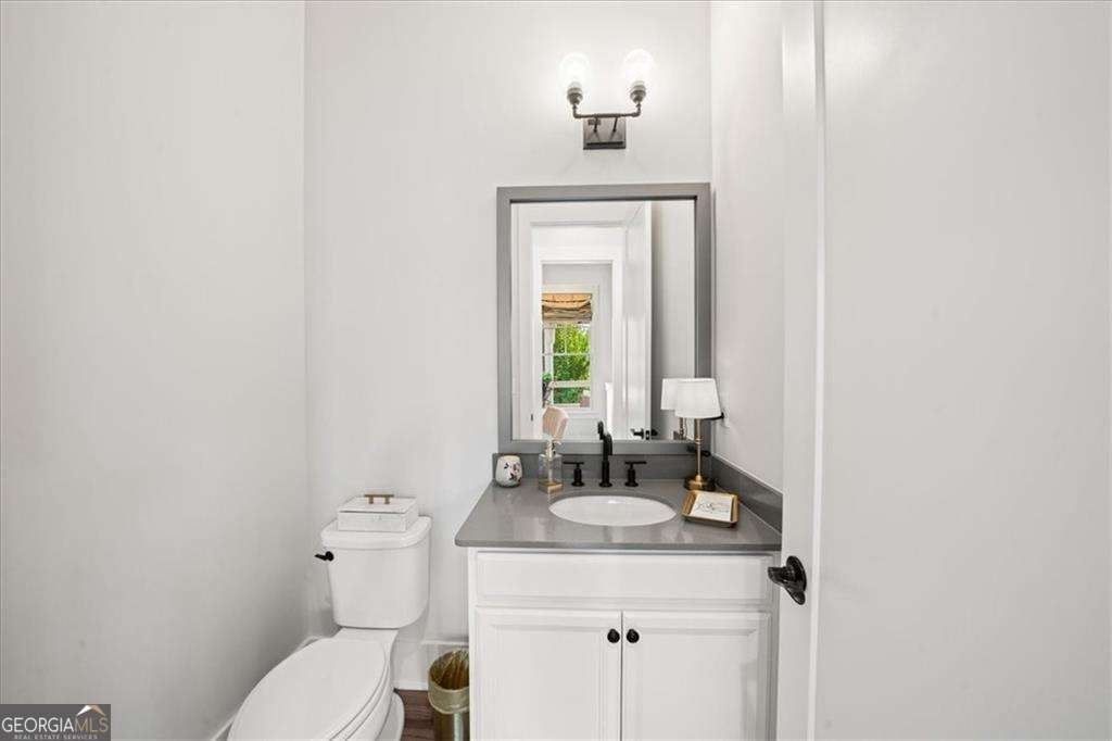 815 Maplewood Drive Roswell - 11