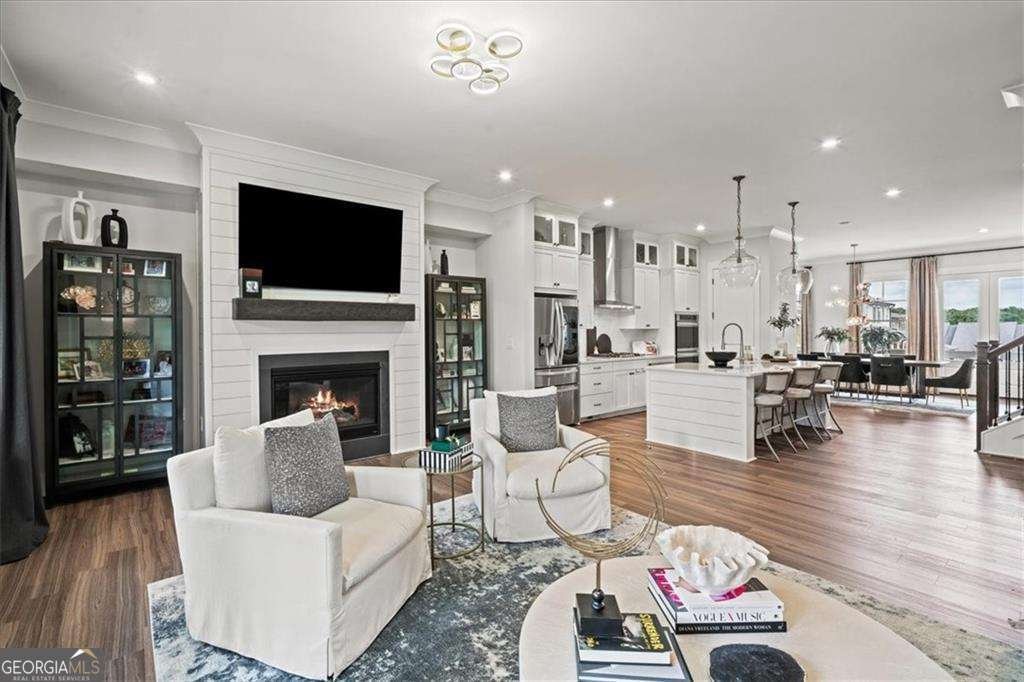 815 Maplewood Drive Roswell - 19