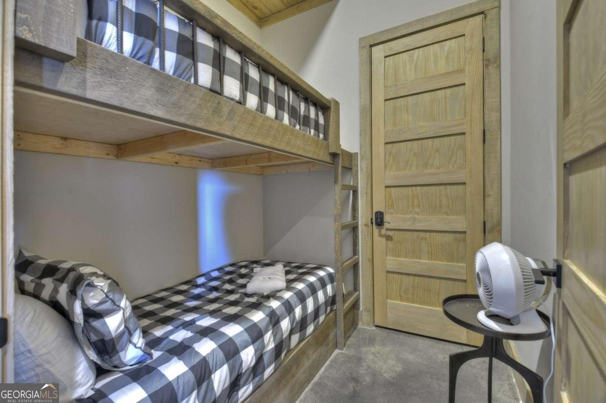 472 Overlook Drive Blue Ridge - 44