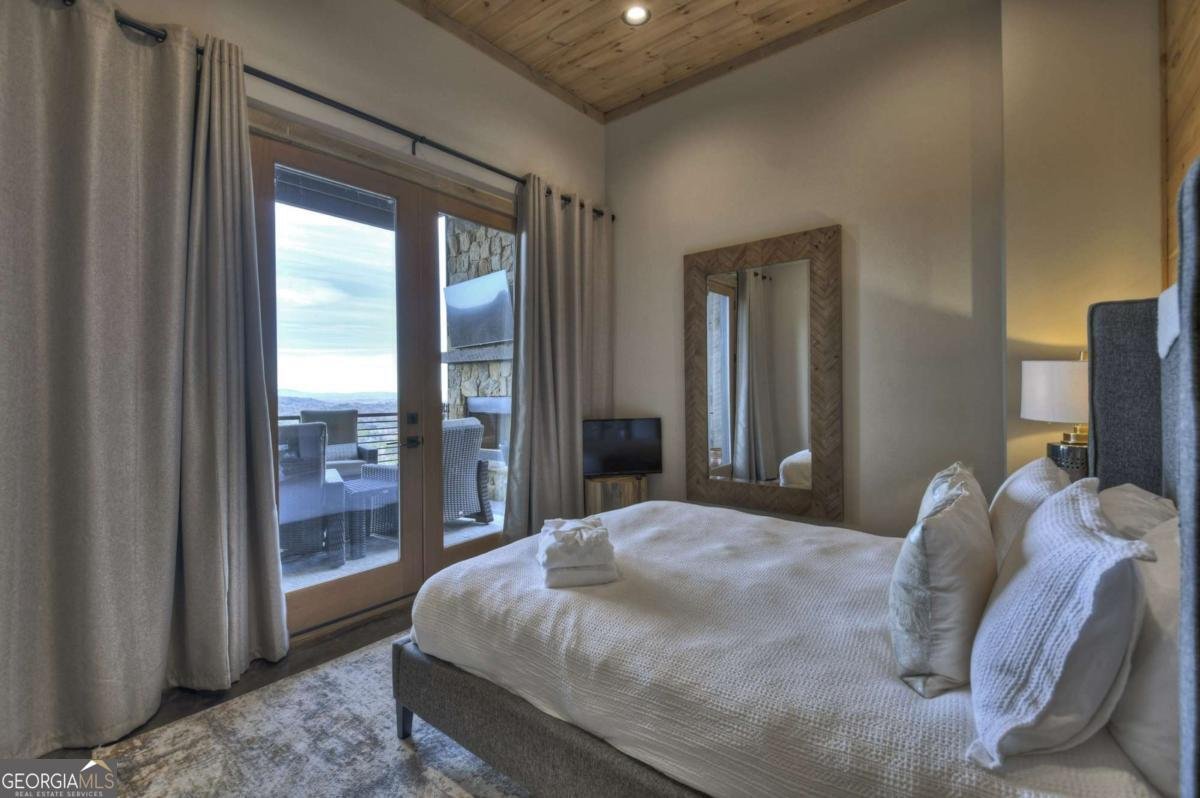 472 Overlook Drive Blue Ridge - 47