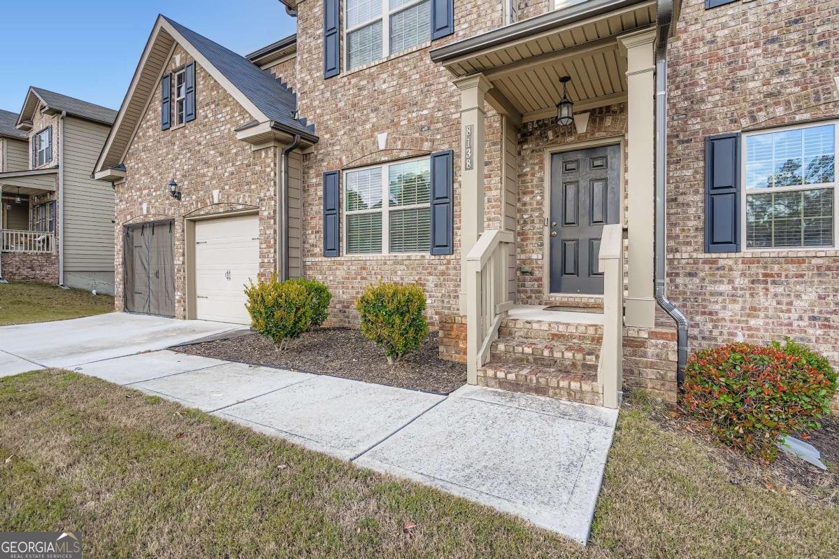 8138 Hillside Climb Way Snellville - 1