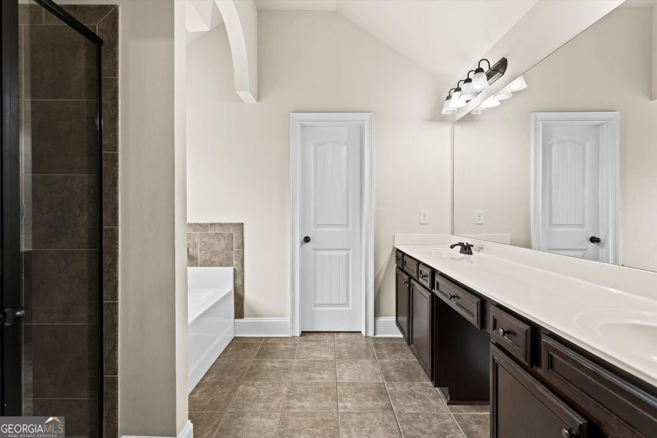 2455 HICKORY STATION Circle Snellville - 13