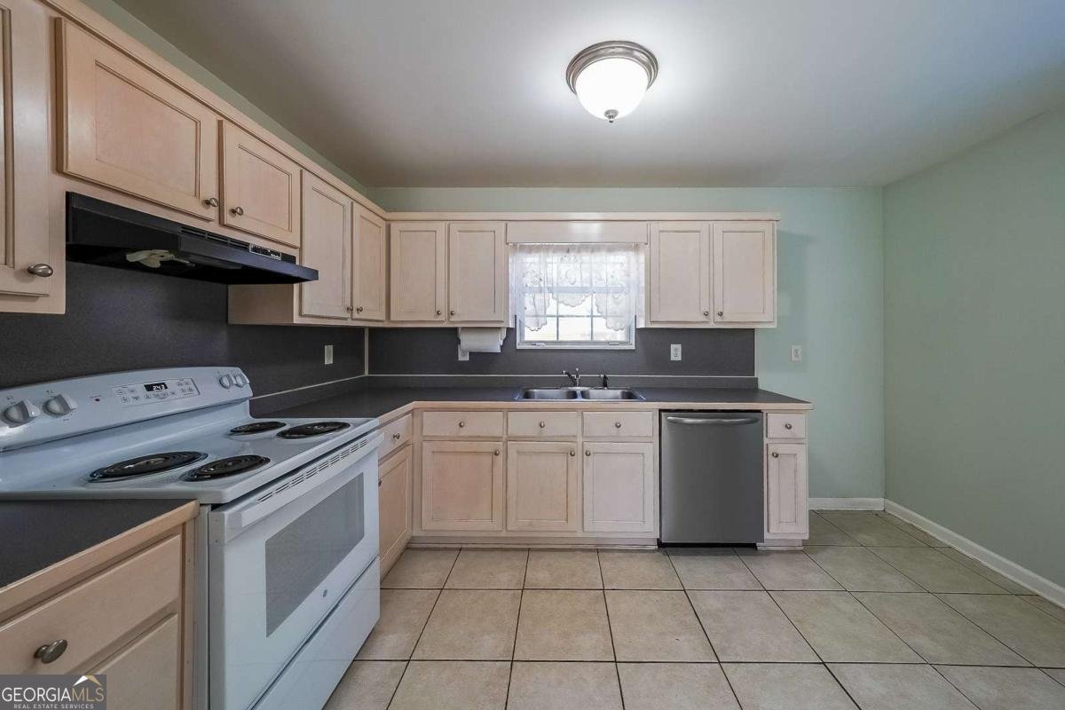 3435 Century Drive Cumming - 10