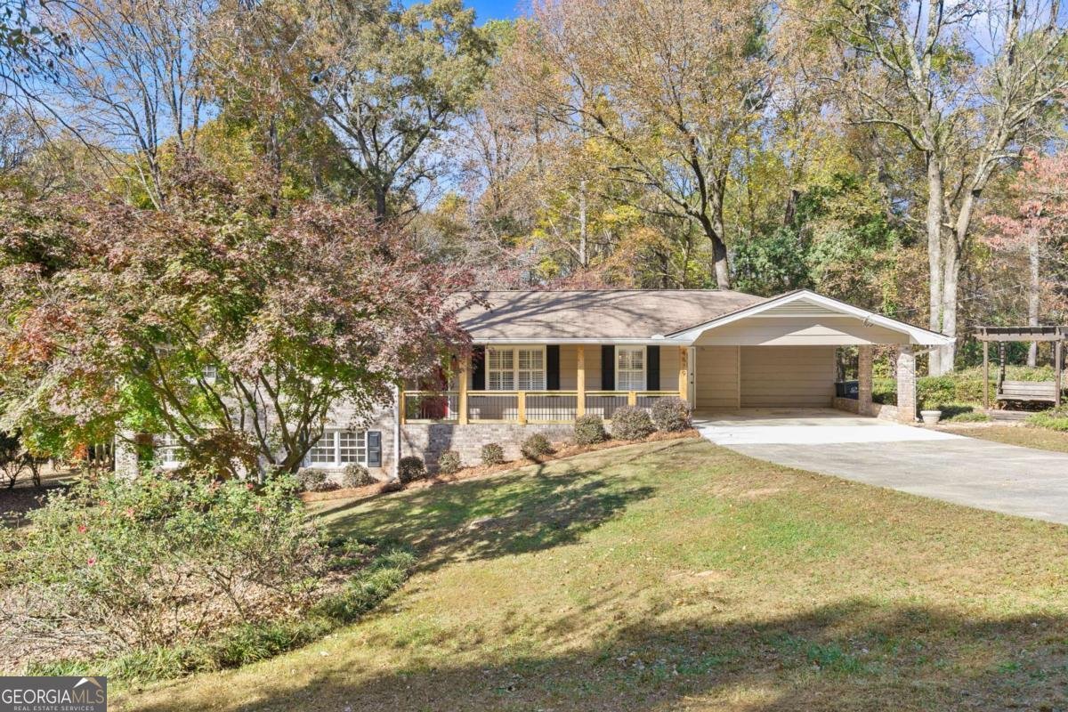 4879 Joy Lane Lilburn - 1