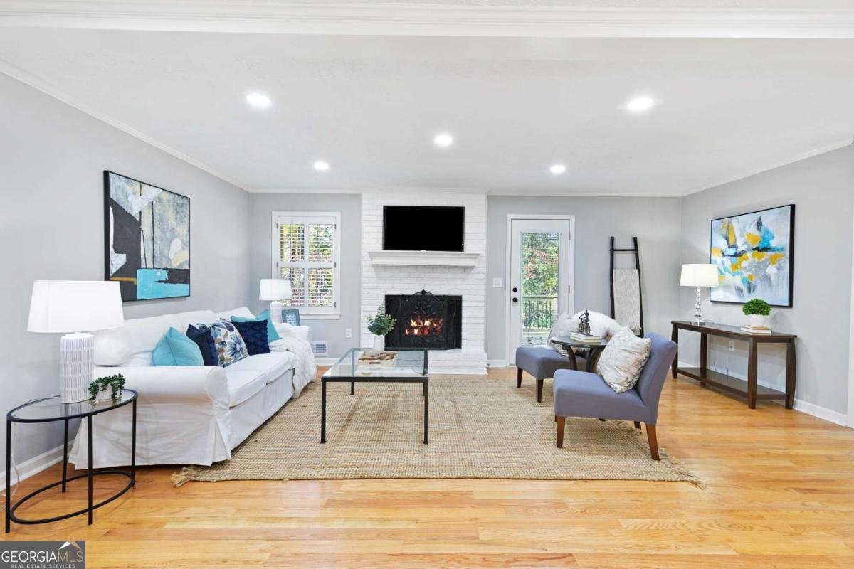 4879 Joy Lane Lilburn - 5