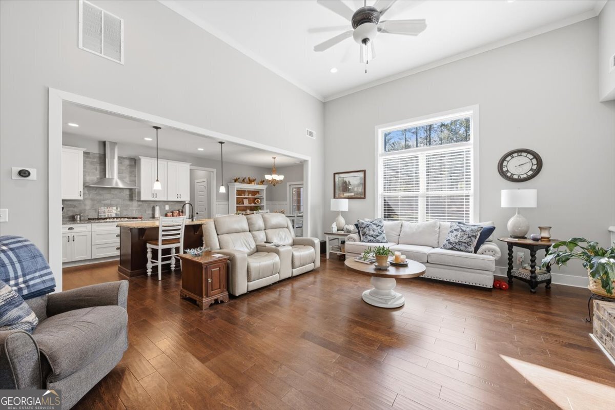 217 Crescent Drive Forsyth - 4