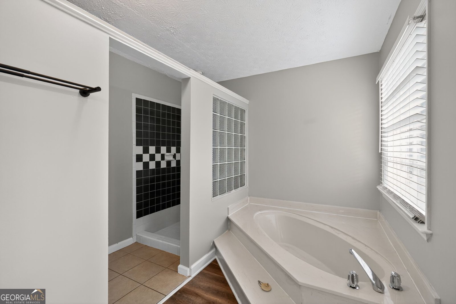 1406 Crooked Tree Circle Stone Mountain - 22