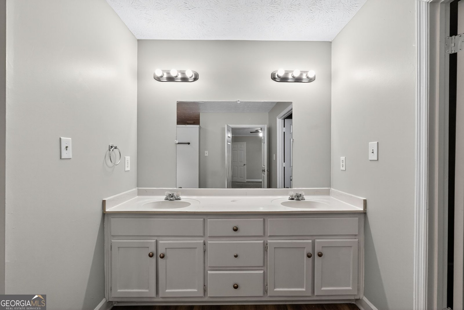 1406 Crooked Tree Circle Stone Mountain - 23