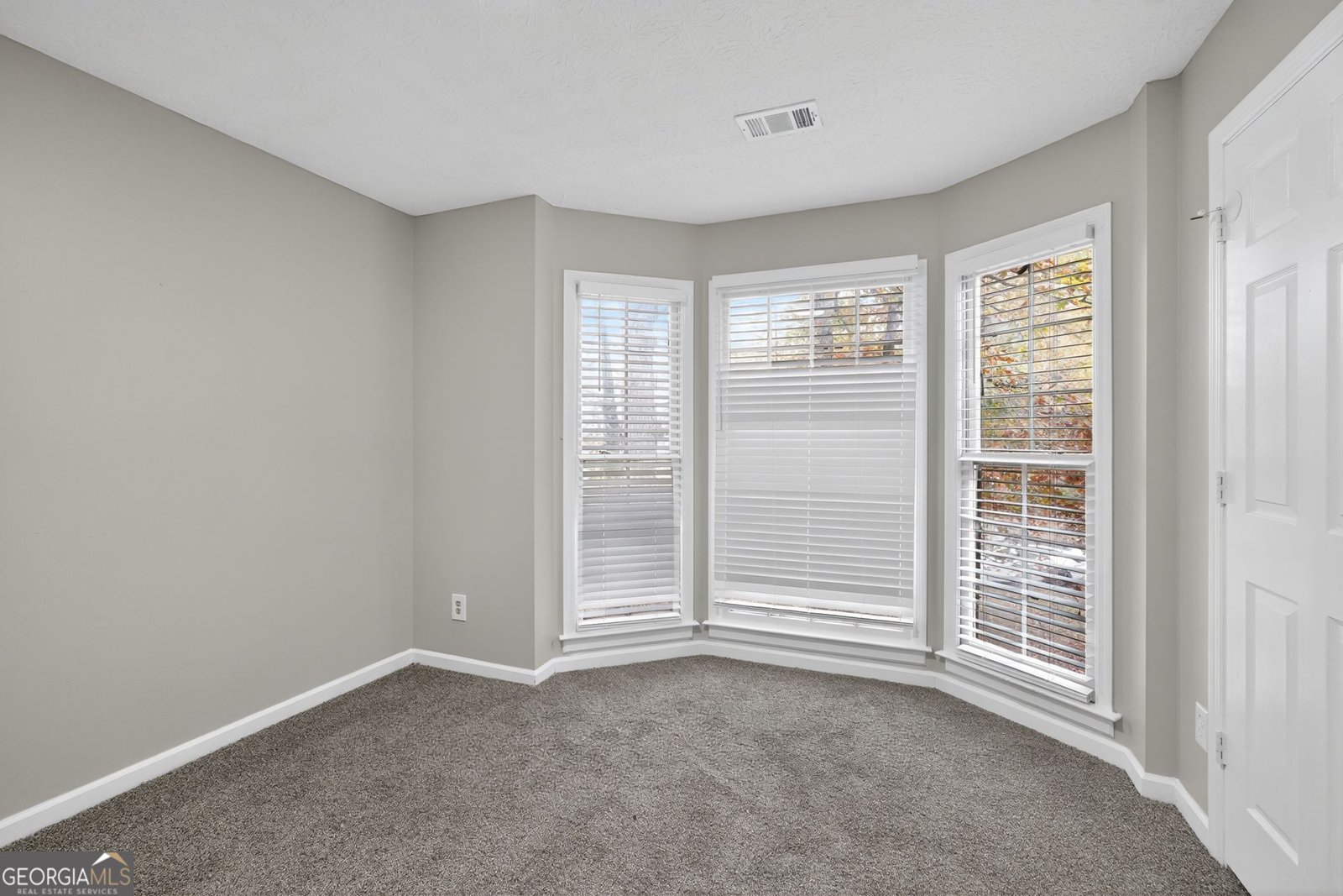 1406 Crooked Tree Circle Stone Mountain - 30