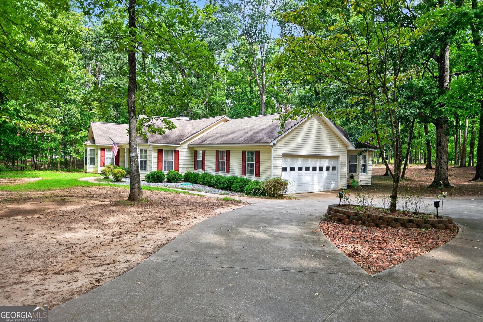 909 Lawshe Road Senoia - 30