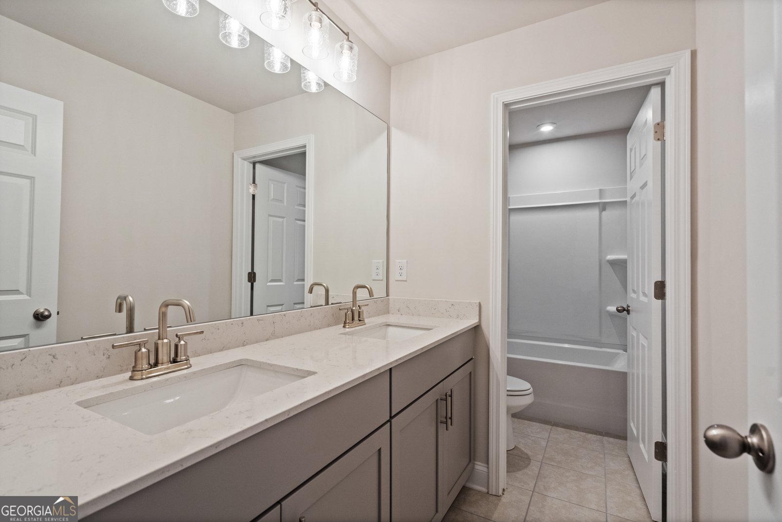 654 Grand Wehunt Drive Hoschton - 29