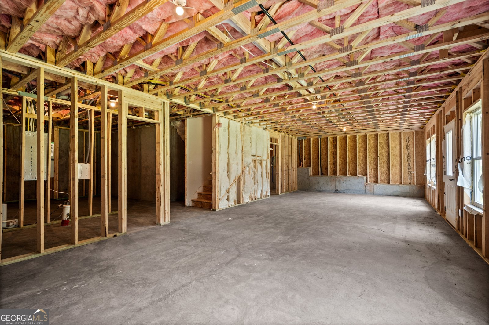 654 Grand Wehunt Drive Hoschton - 37