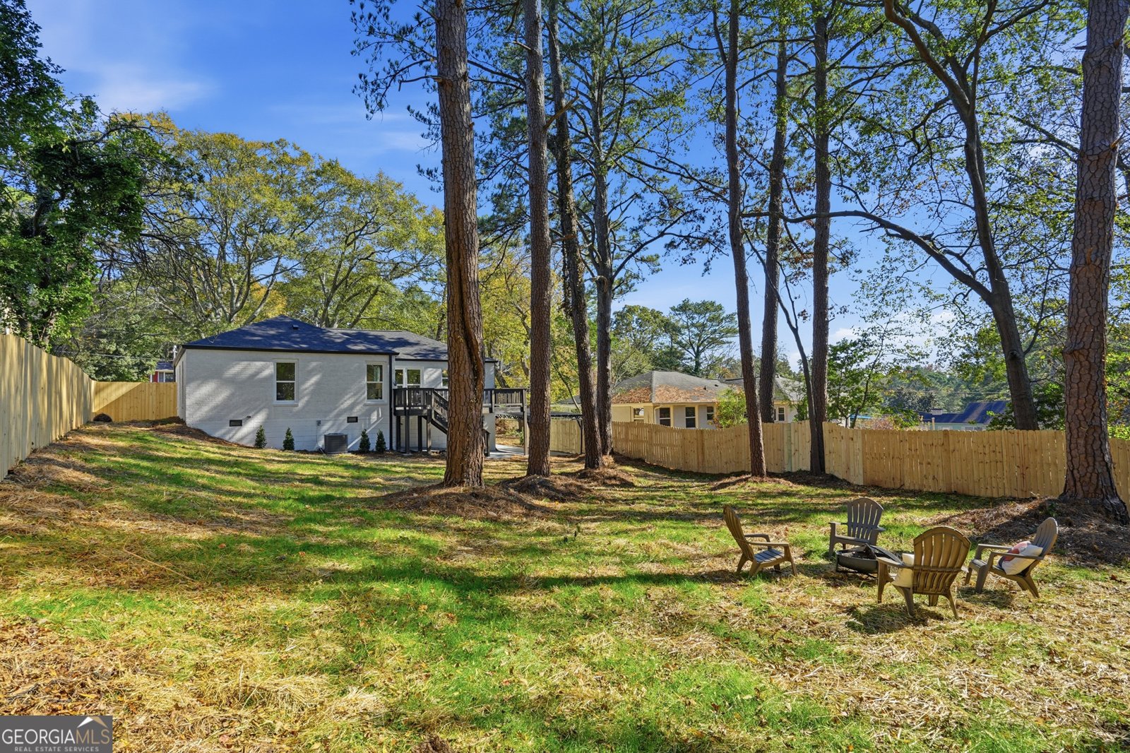 2101 Cloverdale Drive Atlanta - 4