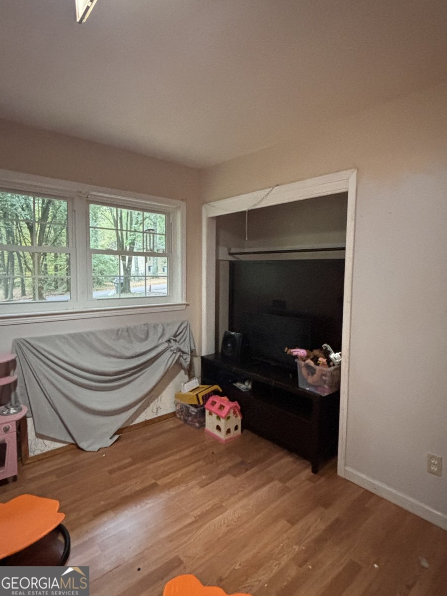 9177 Woodhaven Drive Covington - 28