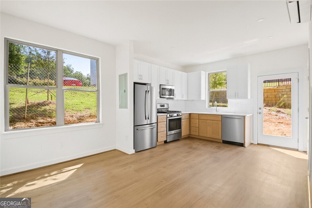 1070 Dill Avenue Atlanta - 2