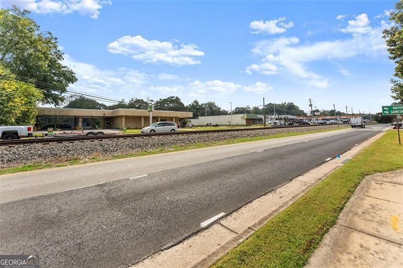 2140 BROAD Street Commerce - 25