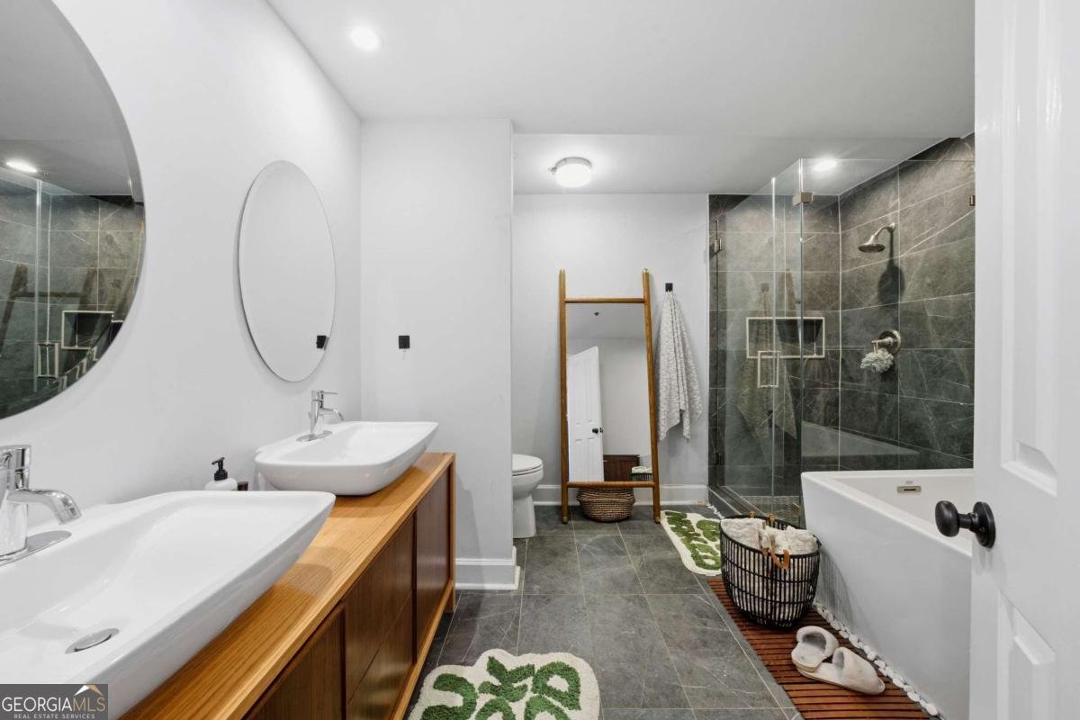 2870 Pharr Court South Atlanta - 14