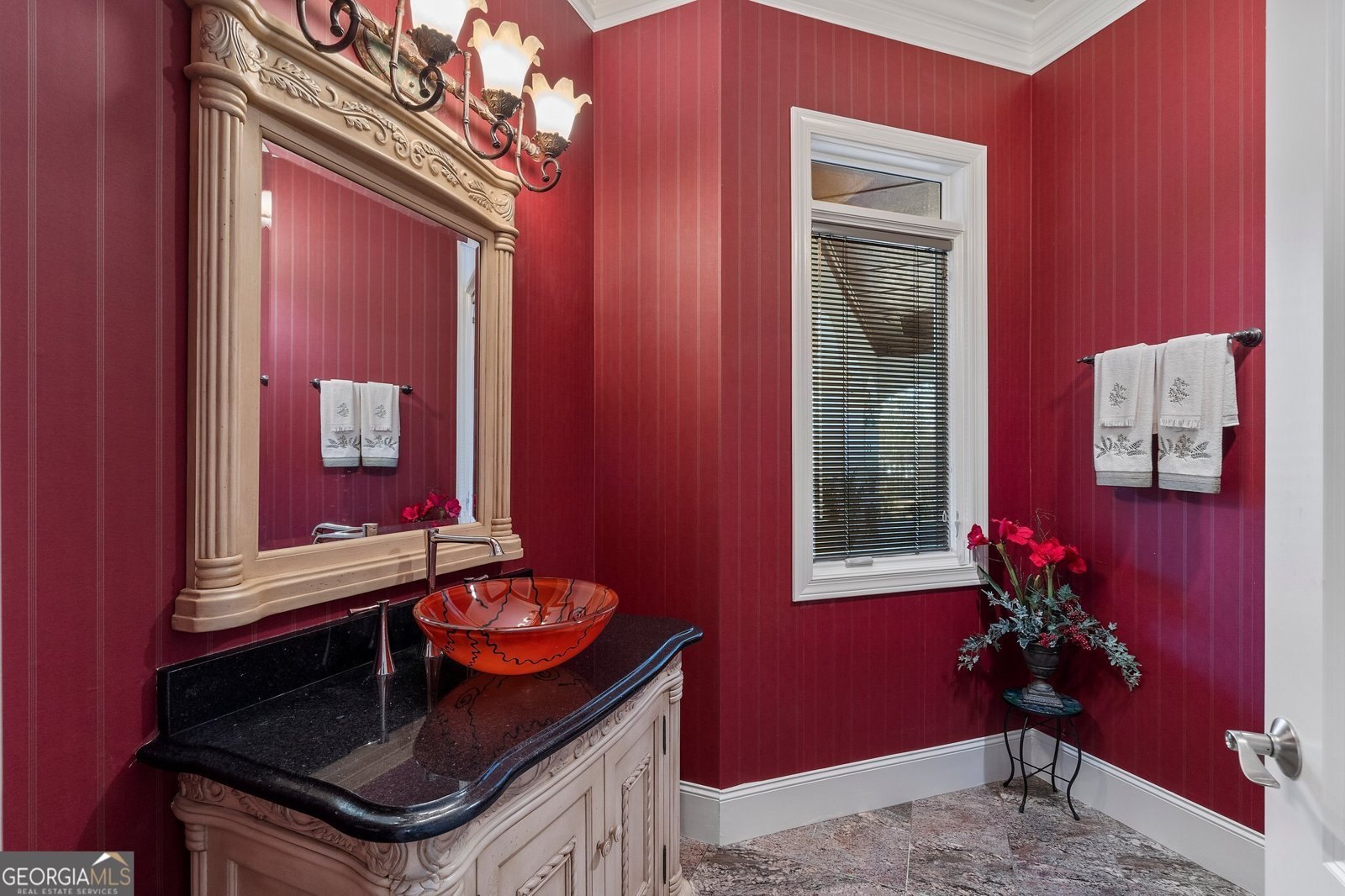 1240 Lake Drive Greensboro - main photo