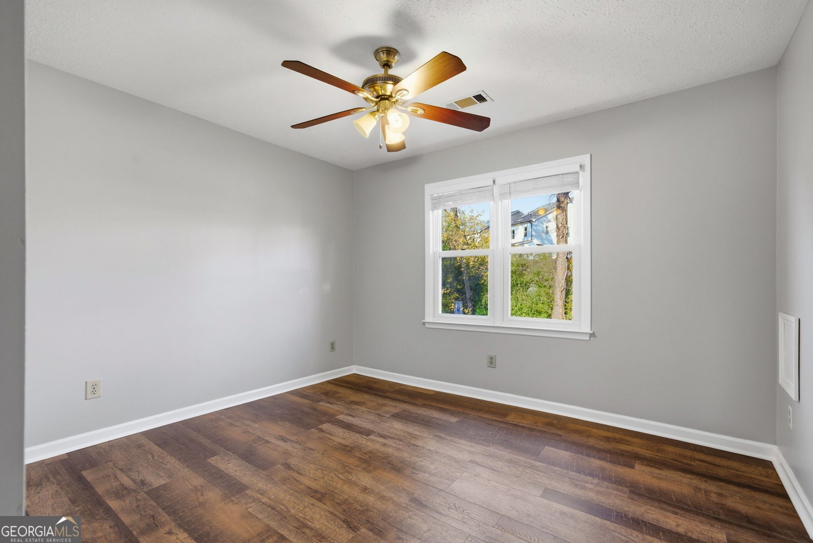 212 Shannon Drive Woodstock - 20