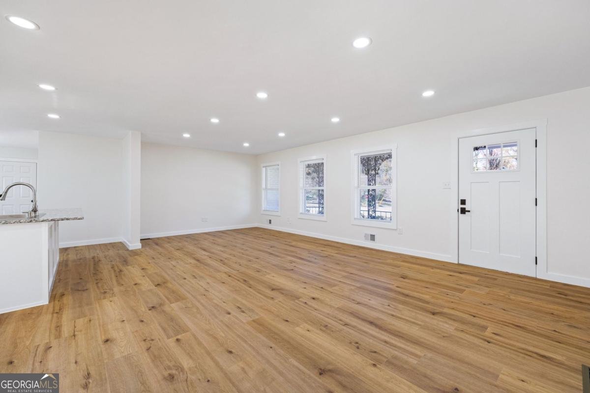 2163 Willow Lane Austell - 7