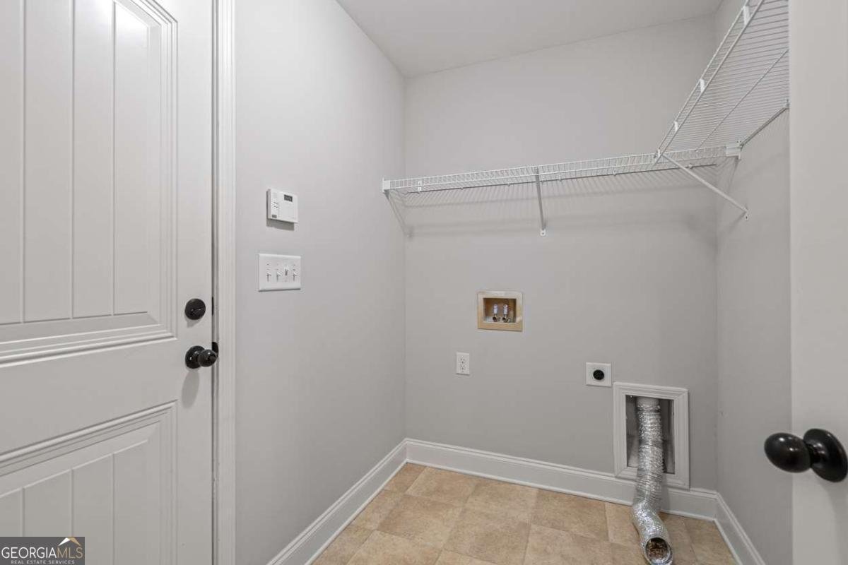 4612 Hidden Creek Drive Gainesville - 27