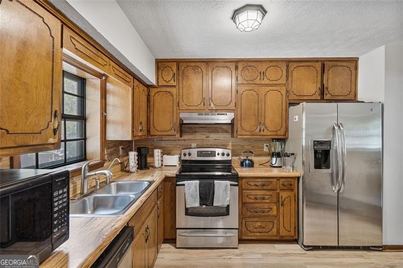 5865 VERNIER Drive Atlanta - 13